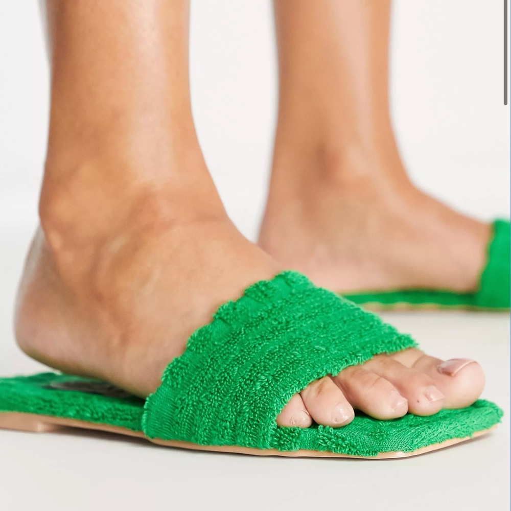 💚 BRAND NEW 💚Simmi Terry Flats